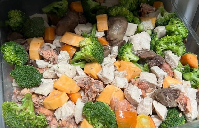 狗狗多久吃一次鸡胸肉